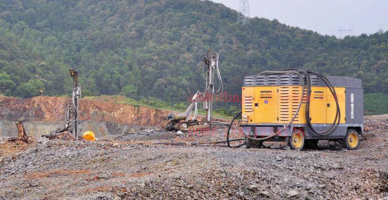 Φορητός αεροσυμπιεστής βιδών Copco ατλάντων με την ονομαστική ροή όγκου 30.5m ³ /min